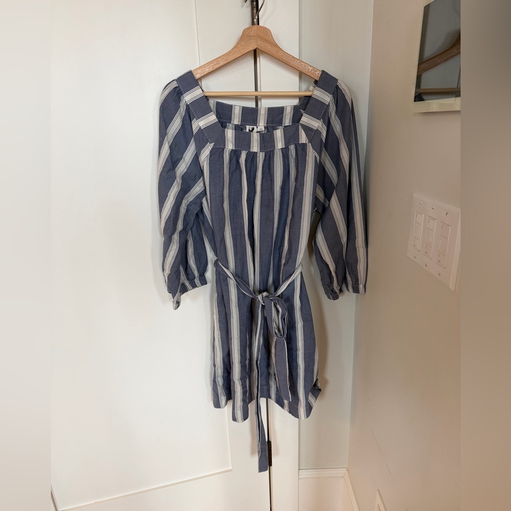 Gap Stripe 3/4 Sleeve Blue & White Stripe Dress - Picture 3 of 14